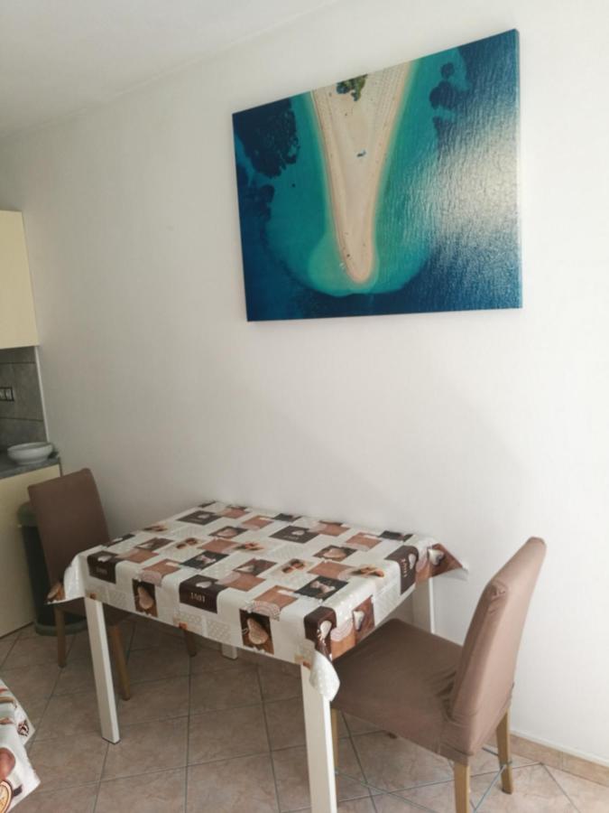 Nice And Cozy Two Single Bed Room 斯普利特 外观 照片